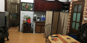 Bán nhà Phố Cự Lộc ,nhà 4 tầng  rộng  ngõ thông thoáng