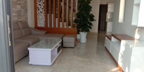 Bán gấp nhà thủ dầu một cạnh bệnh viện tỉnh 1500 giường