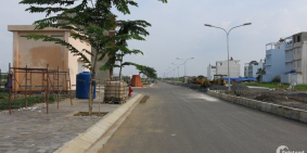 Kẹt tiền bán gấp, đường Hoàng Quốc Việt đối diện Ủy Ban P.Phú Mỹ Q7