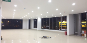 Chính chủ cho thuê nhà 5 tầng tiện KD, 3 mặt tiền ngã 6 Tp. Lào Cai.