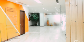 Liên hệ và sở hữu ngay văn phòng đẹp tại Đà Nẵng. Hotline: 0935.578.561