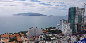 Bán căn hộ MẶT BIỂN trung tâm Nha Trang, gần bãi tắm Trần Phú - Giá gốc CĐT