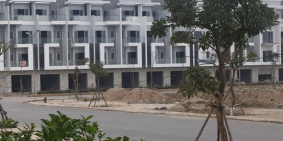 Him Lam Green Park mở bán 5 căn view công viên 3.3 tỷ. LH O336.235.137