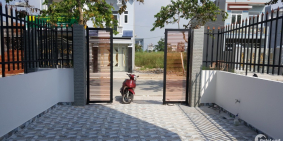 Bán nhà phố thương mại khu năm sao Bình Chánh, giá từ 750 triệu, shr