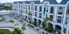 Nhà siêu giảm giá chỉ còn 2ty2/căn 3PN 3WWC 182m2 ngay mặt tiền Nguyễn Văn Bứa