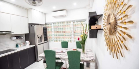 Bán nhà Trung tâm phố Ngọc Lâm -  ô tô tránh - 2 mặt ngõ thoáng đẹp.