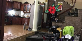 Bán nhà LA THÀNH, ĐỐNG ĐA, Ngõ ô tô vào, 50m2, 4T, 4,6 Tỷ, MUA VỀ Ở NGAY