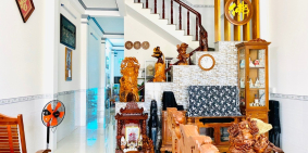 BÁN NHÀ 3 TẦNG MẶT TIỀN ĐƯỜNG 2 CHIỀU PHƯỜNG 9 CÀ MAU