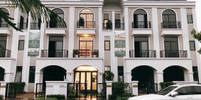 Đại dịch covid kẹt tiền bán gấp nhà mới xây kiểu châu âu tại tỉnh lộ 10. LH: 091