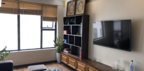 CHO THUÊ CĂN 2 PN,NỘI THẤT Gỗ ÓC CHÓ ĐẸP, SỊN TẠI GREEN STARS(234 PHẠM VĂN ĐỒNG)