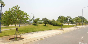 Cần bán gấp lô đất 2 mt shr vị trí đẹp tiện kinh doanh