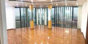 Mình cho thuê mặt bằng văn phòng nằm ngay gần ngã tư Nguyên Hồng