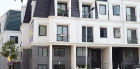 Cần bán nhà 3 tầng mới tại dãy nhà phố liền kề khu đô thị Kings Town, Hạ Long