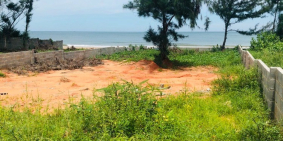 Bán đất 300m2 thổ cư mặt tiền 14m đối diện bãi tắm 16tr/m2 0966 52 45 52