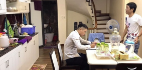 Bán nhà đẹp 41m2 *5 tầng MT 4.05m ba gác đỗ cửa phố Hoàng Ngân, giá 3 tỷ.