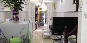 HẺM 4M - CÁCH MẶT TIỀN VÀI BƯỚC CHÂN - Ba Tháng Hai Q10 - DT 3x8 - 3.9 tỷ