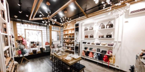 3 TẦNG - 40M2 - HẺM 3.5M sát MT Lò Siêu Quận 11. Giá: 3.7 tỷ.