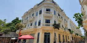 Nhà đẹp quận Tân Phú, khu compound an ninh, dân cư văn minh, đường rộng rãi.