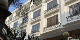 Bán nhà phân lô Võng Thị 45m2, 6.5 tỷ, ô tô vào nhà