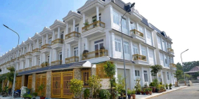 Bán nhà Phố 1 trệt 2 lầu  mặt tiền, gần Chợ Hàng Bông, Phú Hòa, TP Thủ dầu một