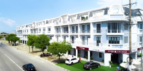 Cần bán gấp căn nhà đối diện Công Viên kỳ quan