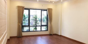 BÁN NHÀ PHÂN LÔ PHỐ VĨNH PHÚC 40 M2 X 5 TẦNG, GIÁ CHỈ 4.05 TỶ. LIÊN HỆ: 09661323