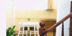 KHẨN BÁO! TT CẦU GIẤY - Nhà mới ở luôn 5 tầng x 42m2, 6 ngủ, ngõ rộng, MT lớn !!