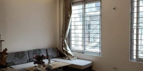 2.5 TỶ- HỘ KHẨU ĐỐNG ĐA- NHÀ THOÁNG ĐẸP Ở NGAY- NGÕ THÔNG NHIỀU ĐƯỜNG LỚN.