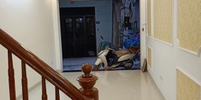 Bán nhà ở Giáp Nhị, Nhà đẹp mới xây, gần mặt phố, phân lô . DT 35m, 5 tầng 2,8 t