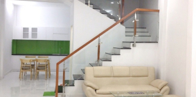 Bán nhà 3 mặt hẻm HXH 141 đường Tám Danh Phường 4 Quận 8 + DT: 4.5 x 13m NH 5.7m