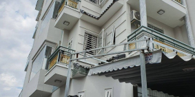 HẺM XE HƠI - NHÀ CŨ TIỆN XÂY MỚI - GIÁ QUÁ RẺ - 95M2 CHỈ 5,5 TỶ.