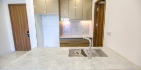 Cho thuê căn hộ cao cấp Kingdom101 2PN full nội thất có ban công. Giá 17tr/tháng