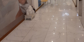 Chính chủ cho thuê nhà nguyên căn mặt phố Xã Đàn 81m2x7 tầng LH  0914347241