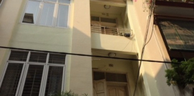 Cho thuê nhà phố 8/3 hai bà trưng, gara ô tô 7 chỗ