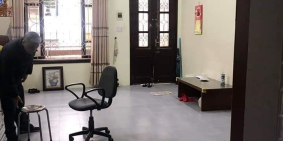 Bán Căn Hộ Tập Thể Tầng 3 Phố Huỳnh Thúc Kháng 120m2, Mặt Tiền 4m, Chỉ 2.35 Tỷ.