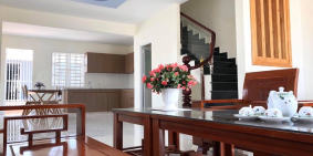 NHÀ PHỐ DÀNH CHO VỢ CHỒNG TRẺ CHỈ CẦN TRẢ TRƯỚC 460TR NGAY TRUNG TÂM THỊ XÃ BẾN