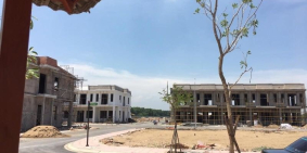 Bán Nhà Phố Mặt Tiền - Mua Nhà TẶNG KIOT CHỢ Trị Giá 400 Triệu