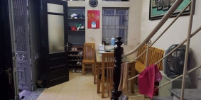 Phân lô cán bộ Lạc Long quân, 4 ngủ, 48m2 ô tô đỗ cửa. Giá 3,7 tỷ