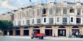 SHOPHOUSE NGAY TRUNG TÂM TP, DĨ AN. ĐÃ HOÀN THIỆN 1 TRỆT 2 LẦU