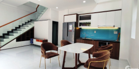 BÁN NHÀ PHÚ NHUẬN. HẺM XE HƠI ĐỖ CỬA, KHU VIP HỒ BIỂU CHÁNH. NGANG 7M.