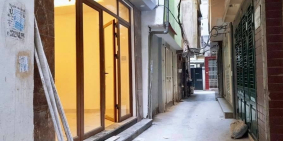 Bán nhà phố Bùi Ngọc Dương Hai Bà Trưng, DT 35m2 5 tầng: 2,7 tỷ.