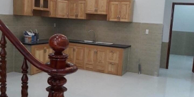 Bán nhà  gần chợ Bình Chánh , 80m2 SỔ HỒNG RIÊNG ĐƯỜNG Ô TÔ GIÁ chốt 930tr .