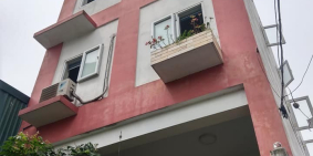 ô tô 7 chỗ đỗ cửa, sổ đỏ chính chủ  52mx4 tầng, Ngọc Thụy,Long Biên, 2.95 tỷ