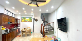 Lô góc,nhà đẹp ở luôn, 50m ra phố ngô gia tự, gần chợ diêm, gần truong - 2.6 tỷ