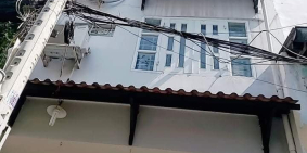 Chủ xoán bán nhà trung tâm Quận I. nhỉnh 4 tỷ cực hiếm. LH: 0902631439.