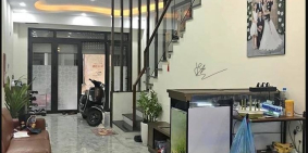 Bán gấp nhà mặt phố Nguyễn TRãi kéo dài, 54m2*4t, mặt tiền cực rộng 5m chỉ hơn10