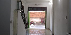 Cho thuê mặt bằng tầng một làm cửa hàng hoặc văn phòng