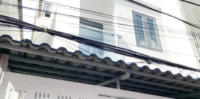 Bán nhà hẻm 351 Bùi Minh Trực Phường 6 Quận 8 + Diện tích: 3.2 x 10m