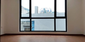 Bán nhà phố Cự Lộc 60m2, 7 tầng, MT 7.3m, 7.7 tỷ . 0906626679