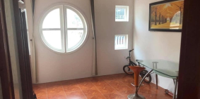 Bán gấp nhà ngõ thông Lô Góc Hồ Tùng Mậu DT: 45m. giá 4,2 tỷ